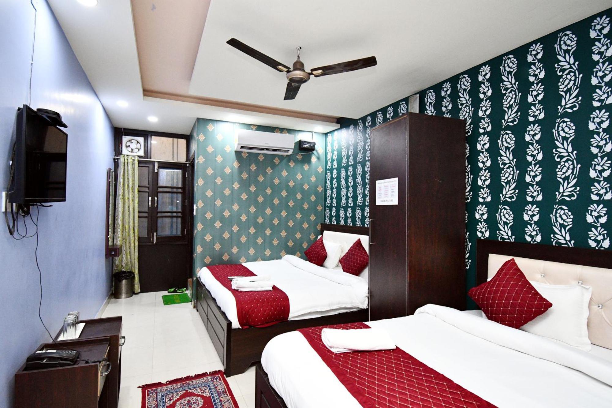 Hotel Dev Bhoomi Inn Rishīkesh Esterno foto